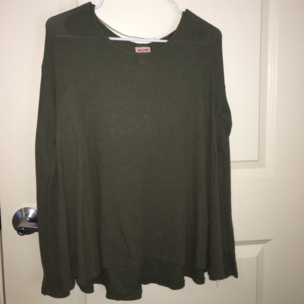 Dark green top